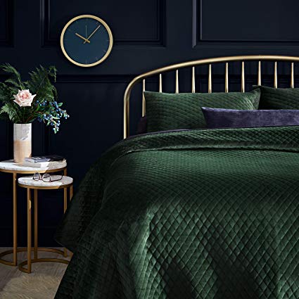 Rivet Modern Diamond Quilted Velvet Coverlet Bedding Set, Soft and Easy Care, King, Emerald Green