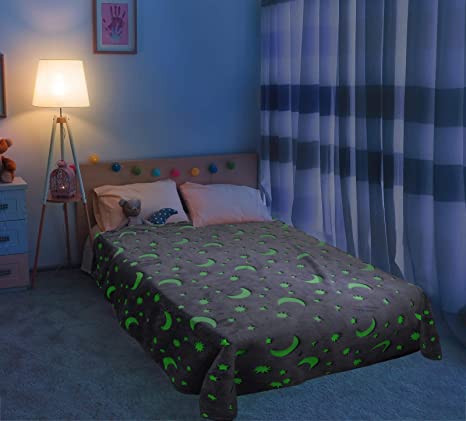 Greenco Kids Fleece Glow in The Dark Throw Blanket Fuzzy Throw Blanket Soft Warm Ultra Luxurious Receiving Blanket (48" x 60" Gray)
