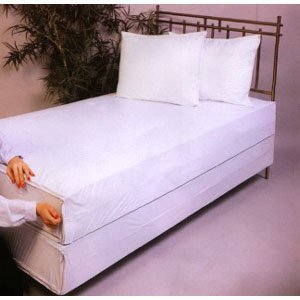 Soft Vinyl Cot Size Mattress Cover, Zips around the mattress by Excellent