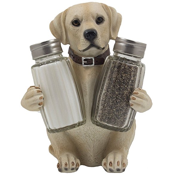 Labrador Retriever Salt and Pepper Shaker Set with Decorative Display Stand Dog Figurine Holder for Lodge & Hunting Cabin Kitchen Decor Table Centerpieces As Puppy Gifts for Hunters