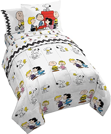 Peanuts Classic Pals 7 Piece Full Bed Set - Includes Reversible Comforter & Sheet Set - Bedding Features Snoopy & Charlie Brown - Super Soft Fade Resistant Microfiber - (Official Peanuts Product)