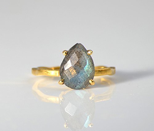 Labradorite ring, stackable ring, Vermeil Gold or silver, prong set ring, teardrop ring, Birthday gift, grey teardrop ring, Blue Labradorite jewelry