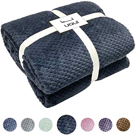 U UQUI Flannel Fleece Blanket - Extra Soft Warm Lightweight Bed Blanket, All Seasons Anti-Static Couch Blanket Travelling Camping Blanket,Queen Size Dark Blue 90"X78"
