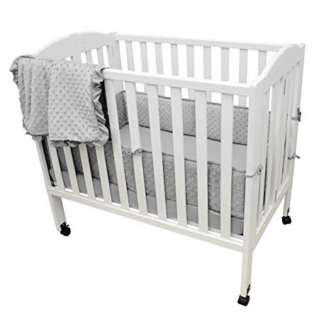 American Baby Company Heavenly Soft Minky Dot Chenille Portable/Mini Crib Bedding Set, Gray, 3 Piece, for Boys and Girls