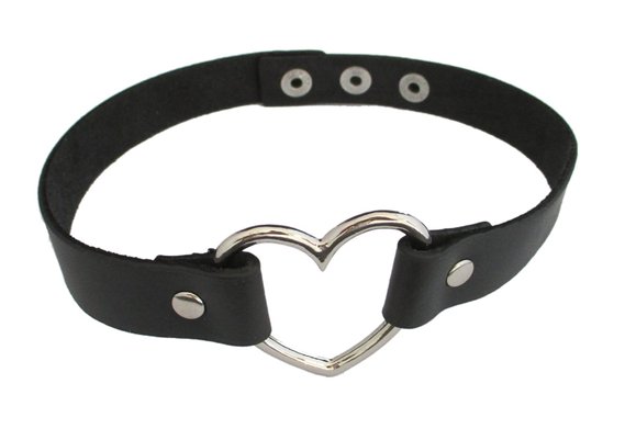 Hip Mall Vintage Collar Punk Goth Emo Heart Leather Choker Necklace