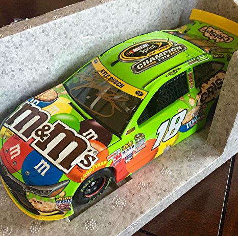 2015 Kyle Busch Championship Crispy M&M's Signed 1/24 Diecast Lionel Car #1 - Autographed Diecast Cars