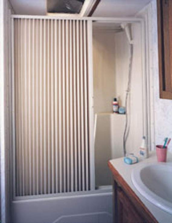 Irvine (3657SW White 36" x 57" Shower Door
