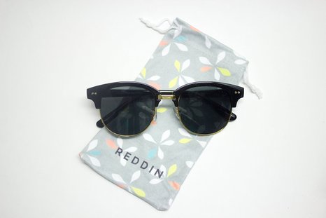 Polarized Wayfarer Sunglasses Reddin Microfiber Softcase Included (Black)