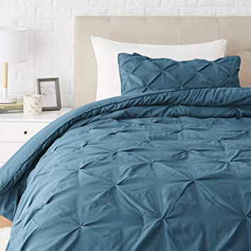 AmazonBasics Pinch Pleat Down-Alternative Comforter Bedding Set - Twin/TwinXL, Dark Teal