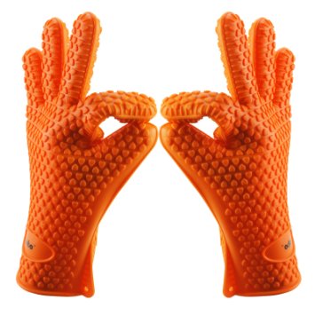 Becko Heat Resistant Silicone Barbeque Gloves  Recycle Waterproof Oven Mitt for Charcoal Grill Baking Cooking and Smoking