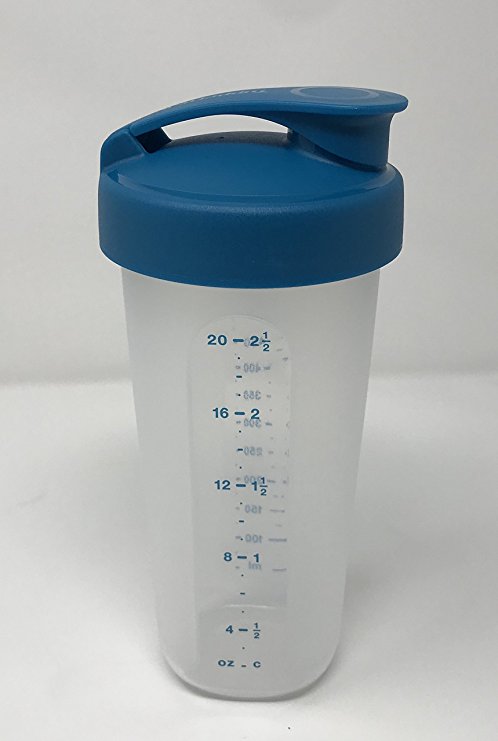 Tupperware 2-Cup Quick Shake Gravy Container
