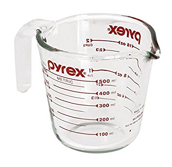 Pyrex Prepware 2-Cup Measuring Cup, Red Graphics, Clear