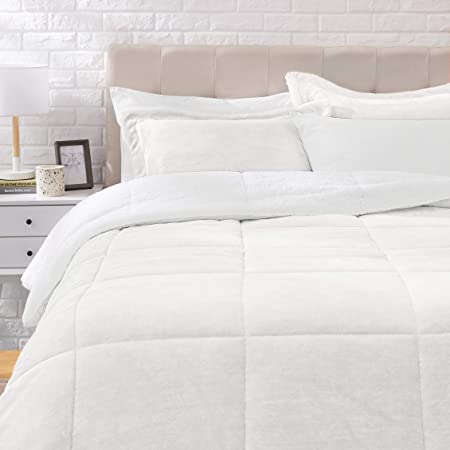 AmazonBasics Ultra-Soft Micromink Sherpa Comforter Bed Set - King, Cream