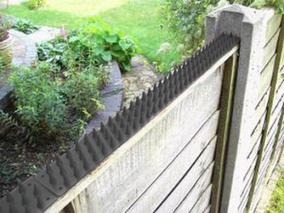 Cat Repeller Fence and Wall Spikes – Strip of 8 (13ft) Grey