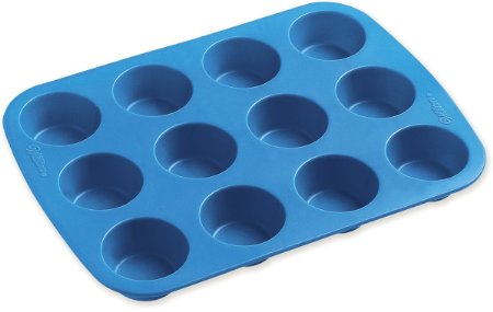 Wilton 2105-4829 Easy Flex Silicone 12-Cup Mini Muffin