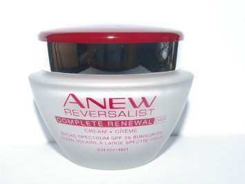 Avon Reversalist Day Renewal Cream SPF 25 1.7oz./50g