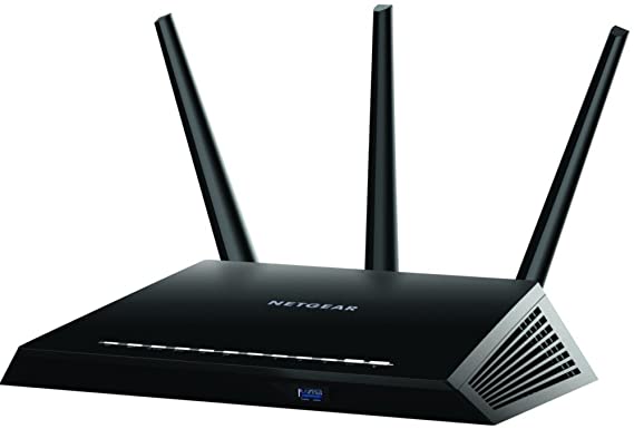 NETGEAR Nighthawk Smart Wifi Router (R7000) - AC1900 Wireless Speed (up to 1900 Mbps) | Up to 1800 sq ft Coverage & 30 Devices | 4 x 1G Ethernet and 2 USB ports | Armor Security