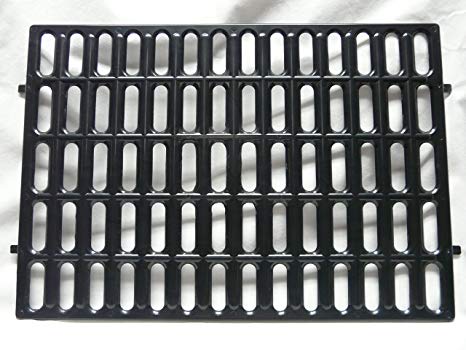 Mat for bunny rabbit cage, plastic. Make a wire-floored cage comfortable.