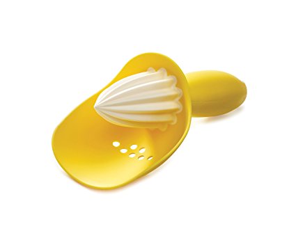 Joseph Joseph 20028 Catcher Citrus Reamer with Seed Catcher, Yellow