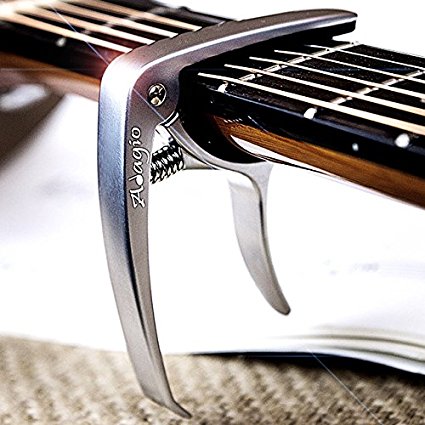 Adagio PRO DELUXE CAPO Suitable For Acoustic & Electric Guitars With Quick Release And Peg Puller In Silver RRP £10.99 - Retail Packed