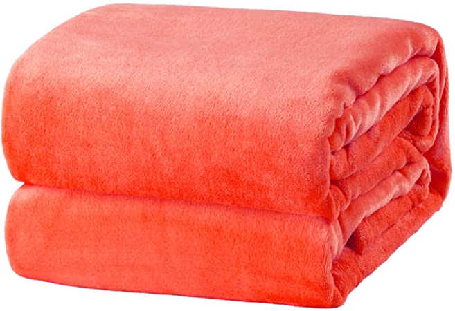 Bedsure Fleece Blanket Queen Blanket Coral Pink - Bed Blanket Soft Lightweight Plush Fuzzy Cozy Luxury Microfiber, 90x90 inches