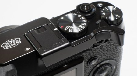 Fujifilm X100S Thumb Grip by Lensmate Black