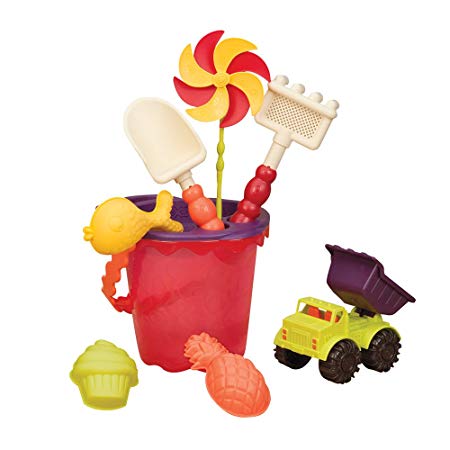 B. toys – Sands Ahoy – Beach Playset - Medium Bucket Set (Mango) with 9 Unique Sand & Water Toys –Phthalates and BPA Free – 18 m