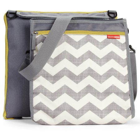 Skip Hop Central Park Outdoor Blanket Chevron