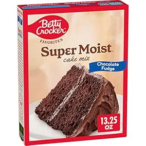 Betty Crocker Favorites Super Moist Chocolate Fudge Cake Mix, Holiday Baking, 13.25 oz