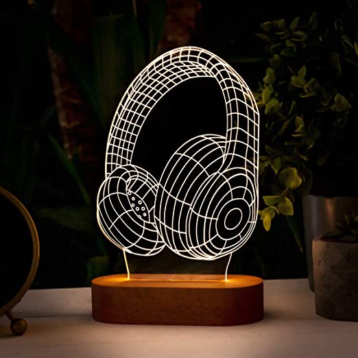 Headphone Shaped 3D Night Light. 3D Illusion Night Lamp with Cool Headphone Design. Acrylic Desk Lamp Gift for Music Lovers. Led Table Lamp with Headphone Shape. Laser Cut 3D Effect Led Light as Gift.