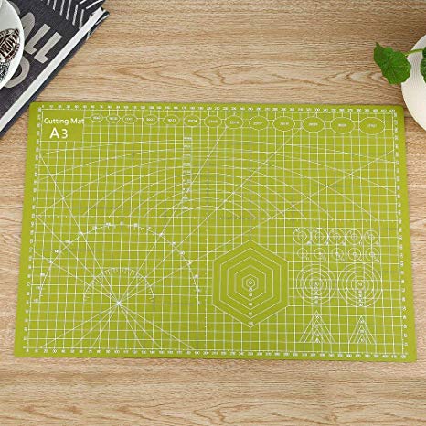 Cherry Professional Self-Healing Double Sided Rotary Cutting Mat - Long Lasting Thick Non-Slip 9" x 12" Mat that Provides Easy Cuts for Fabric, Quilting, Sewing, and All Art (Grass Green, A4 (12 x 9))