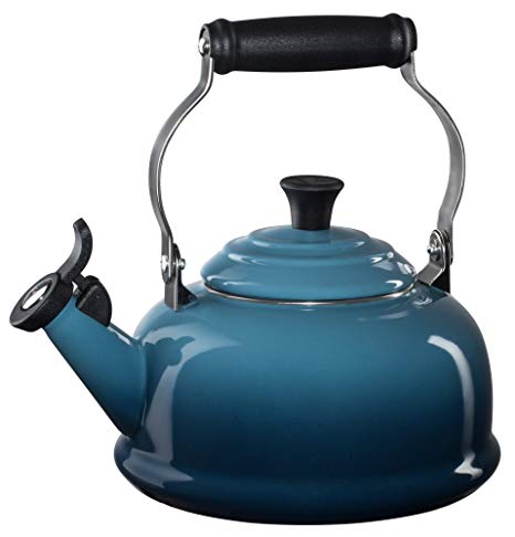 Le Creuset Q3101-6M Enamel-on-Steel Whistling Teakettle, 1-4/5-Quart, Marine