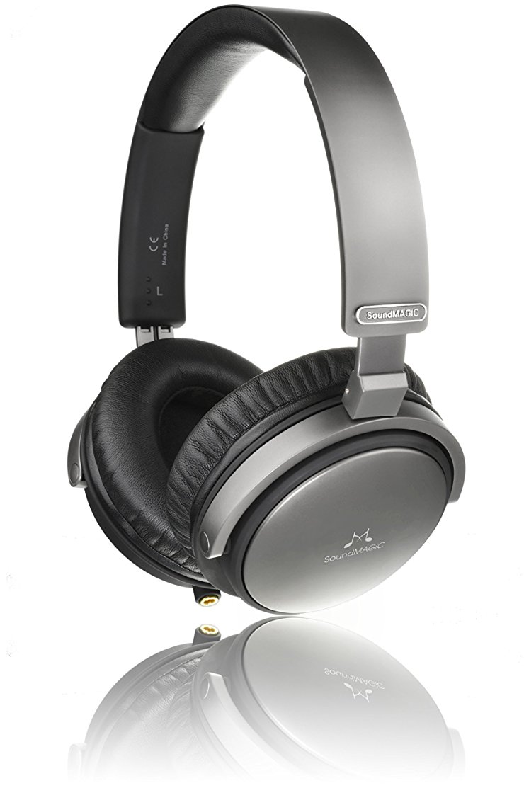 SoundMAGIC Vento P55 Closed Back Headphones with Replaceable Cable and Microphone