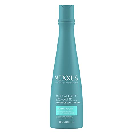 Nexxus Ultralight Smooth Conditioner for Dry and Frizzy Hair Weightless Smooth Hair Treatment to Block Out Frizz Against Humidity 13.5 oz