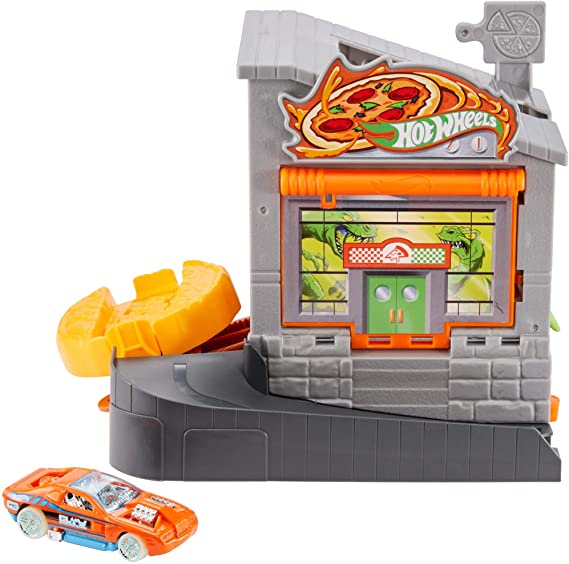 Hot Wheels City Downtown Pizza Toss