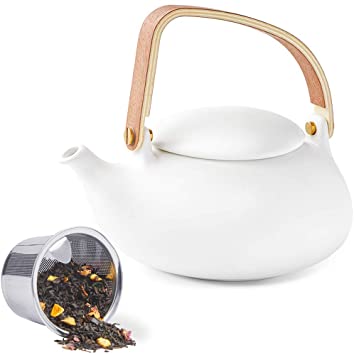 ZENS Teapot with Infuser, Ceramic Japanese 2cup Teapot for Loose Leaf Tea, 800ml Small Matte White Porcelain Tea Pot Gift with Modern Bentwood Handle