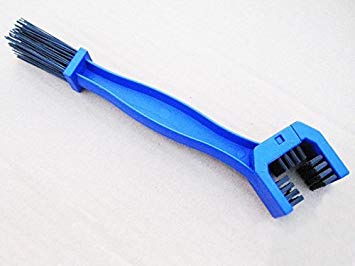 Motorcycle chain cleaning brush