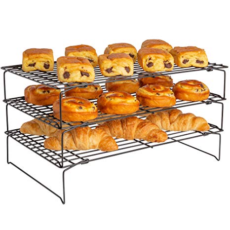 Andrew James 3 Tier Cooling Rack | Non Stick Oven Safe and Heat Resistant | Use with Baking Tray | Space Saving Stackable Wire Trays with Collapsible Legs for Cakes and Biscuits