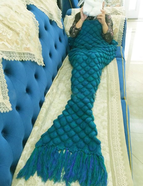 Tian Guan Fish Scale Pattern And Tassel Mermaid Tail Blanket Sofa Blanket Knitting Warm Soft And All Seasons Sleeping Bag (Dark Green)