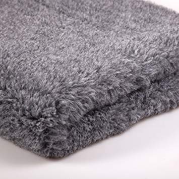 Marbled Vet Pet Bed Pro Non Slip Rubber Backing Machine Wash GR - Various Colours & Sizes. MerryMaple Veterinary Bedding© 100x76cm (40" x 30") Marbled grey