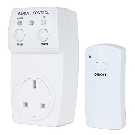 sourcingmap® AC 230V 10A UK Plug Outlet Wireless Remote Control Socket Switch w Controller Switch for Household Appliances