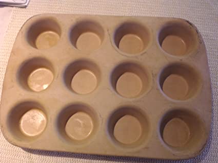 Pampered Chef Family Heritage Stoneware Muffin Pan