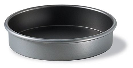 Calphalon Classic Bakeware 9-Inch Round Nonstick Cake Pan