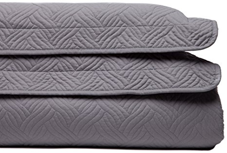 Chanasya 3-Piece Designer Embriodary Elegent Curve Embossed Quilted Pattern Coverlet Set- Gray