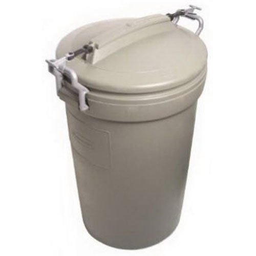 Rubbermaid RM5F8201 Animal Stopper Trash Can, 32 Gallon, Olive