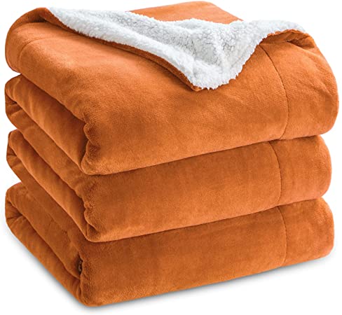 BEDSURE Sherpa Fleece Blanket Queen Size - Fluffy Microfiber Solid Blankets for Bed Large Throw, Orange, 220x240cm