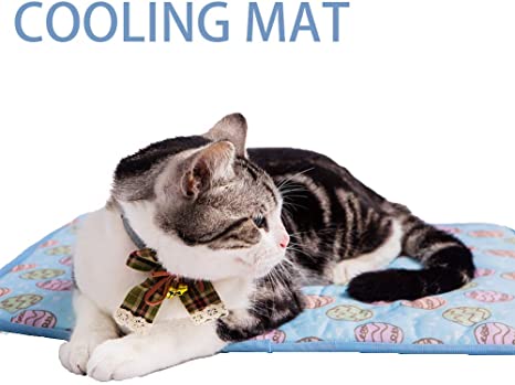 NACOCO Pet Cooling Mat Cat Dog Cushion Pad Summer Cool Down Comfortable Soft for Pets and Adults