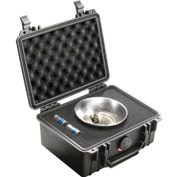 Pelican 1150-000-110 1150 Case with Foam Small DSLR Camera Case (Black)