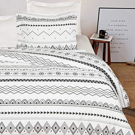 NTBAY Microfiber Duvet Cover Set, 2 Pieces Ultra Soft Zipper Closure Black and White Kid's Bedding Set, Twin Size, Bohemia