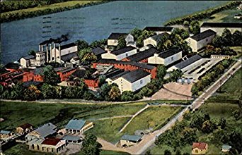 Glenmore Distilleries Owensboro, Kentucky Original Vintage Postcard